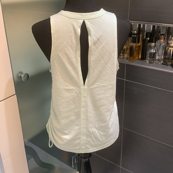 Nike Dri-Fit Side Ruched Mint Athletic Top size M - Picture 4 of 12